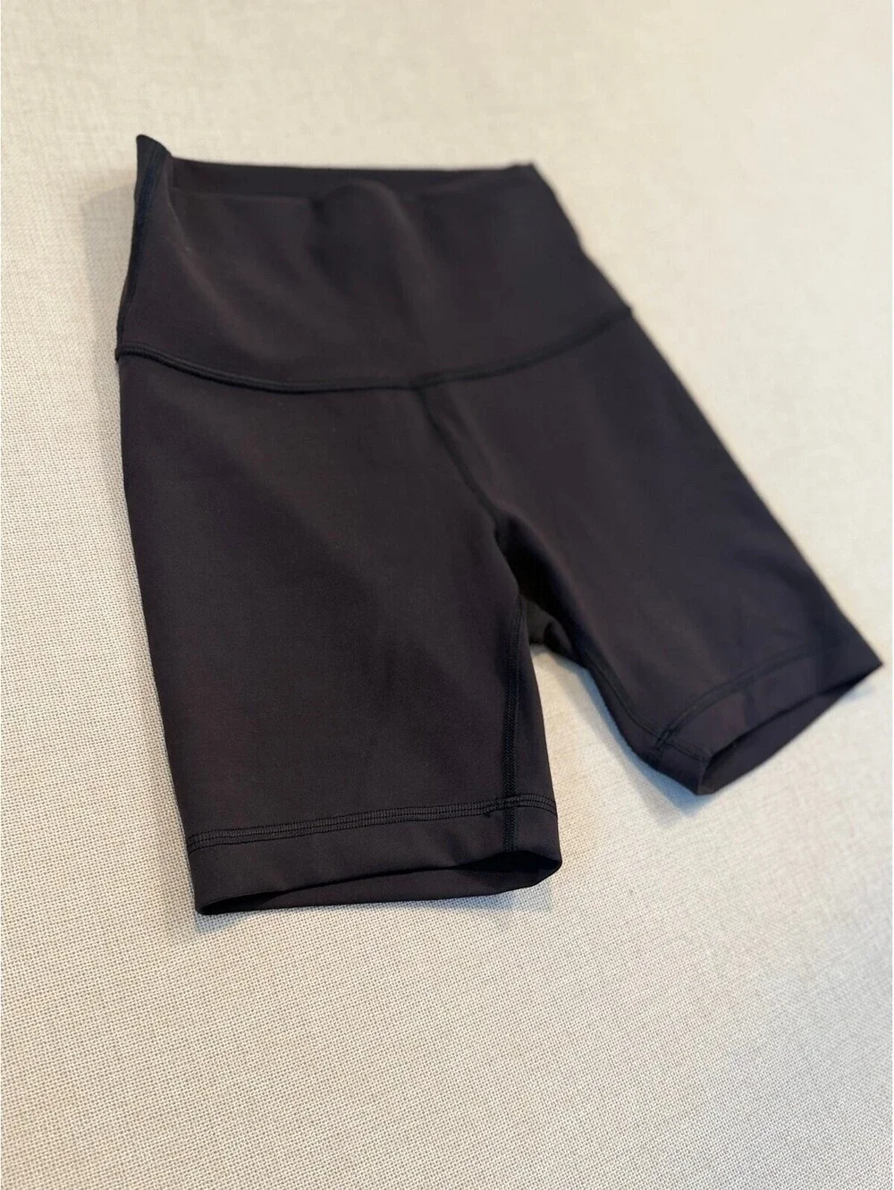 Lululemon Wunder Train High-Rise Short 6
